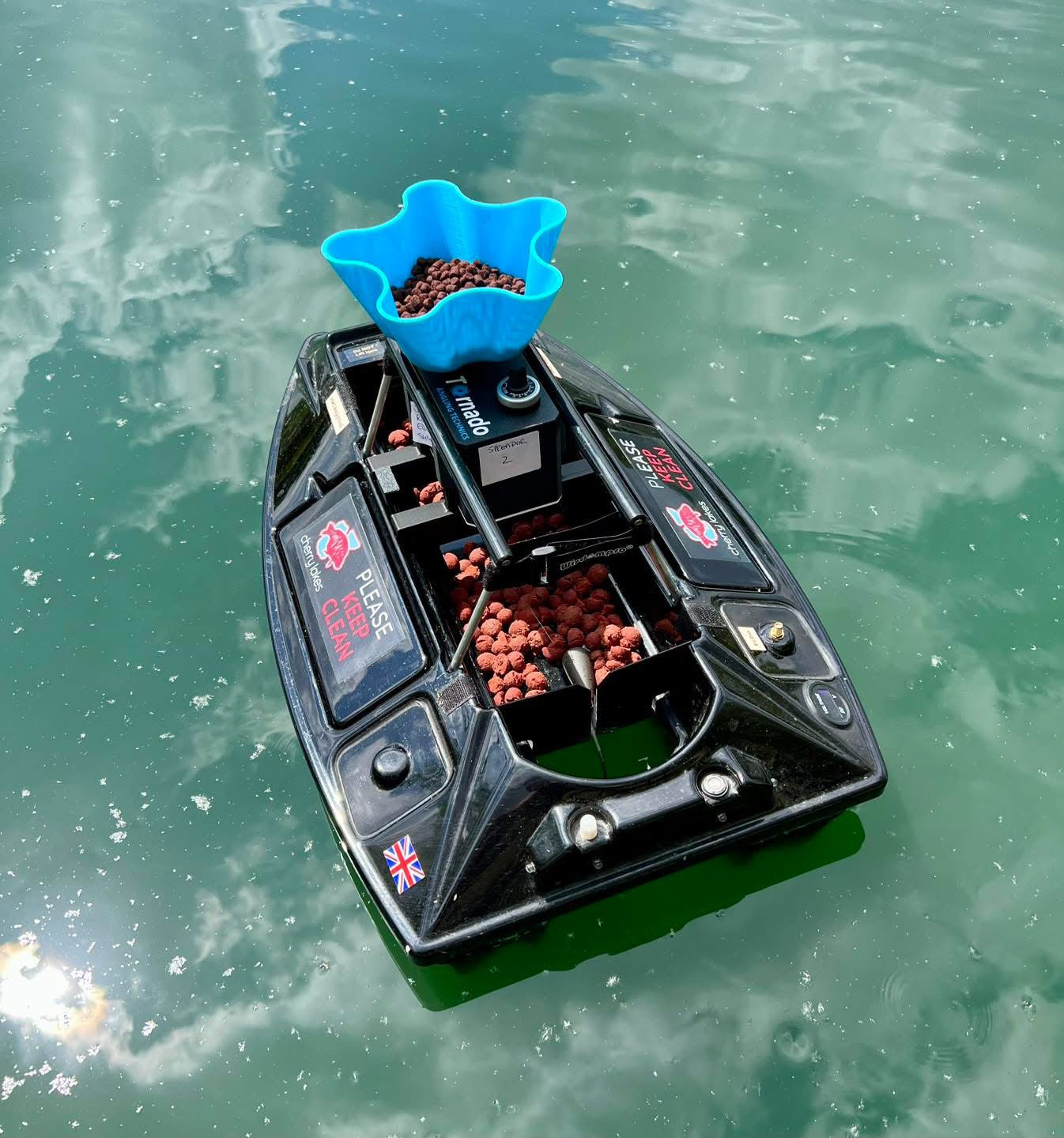 Tornado Bait Spreader MK1 used