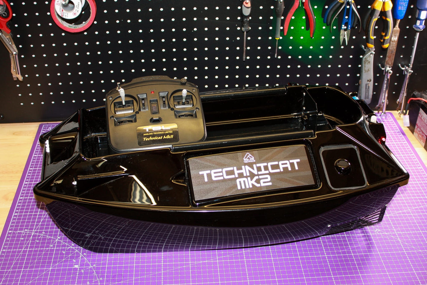 Technicat MK2 Lithium Bait Boat