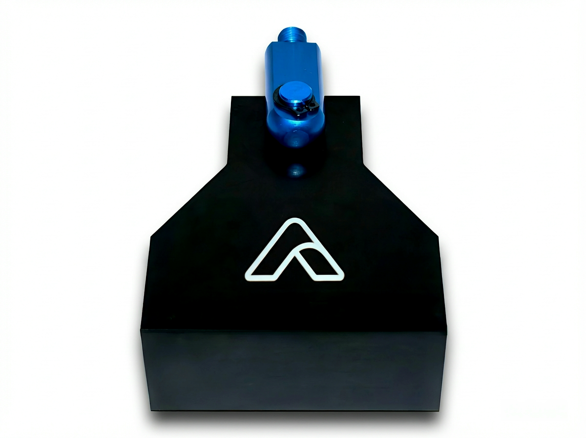 Boat Lifting Hook & Dark Camo Pouch