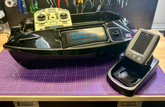 Technicat MK2 Bait Boat + Toslon 640 GPS + FREE Dark Camo Bag